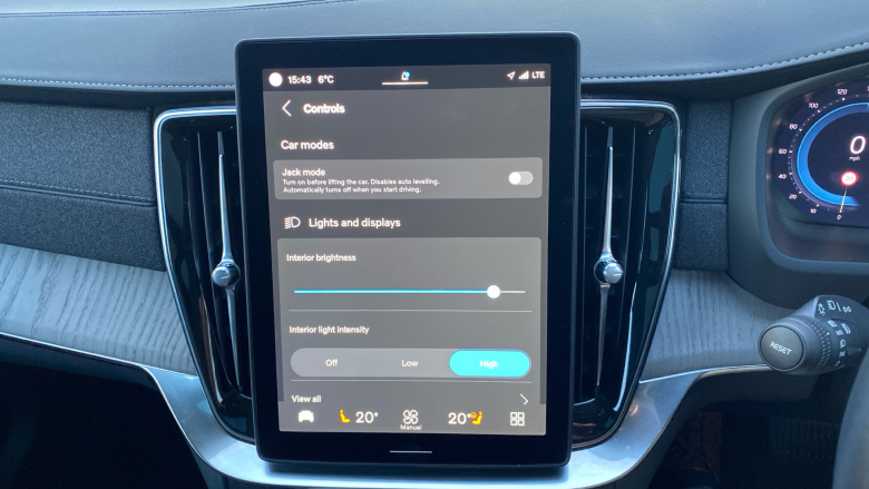 Volvo XC90 2.0 T8 PHEV Ultra Dark 5dr AWD Geartronic Estate